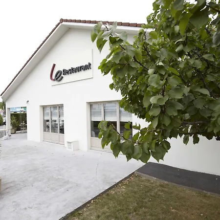 Campanile 3* Bayonne