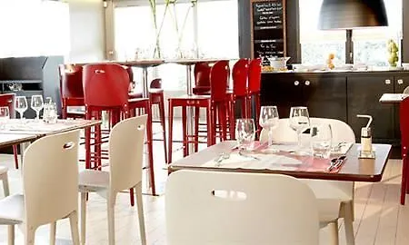 Campanile 3* Bayonne