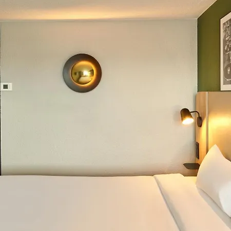 Campanile Nature - Hotell 3*