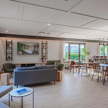 Hotel Campanile Nature - Bayonne
