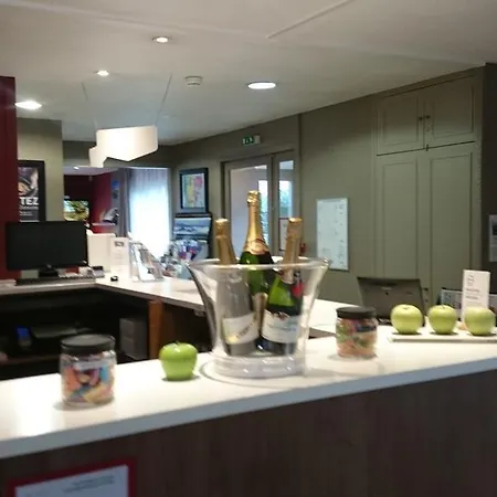 Hotel Campanile Bayonne