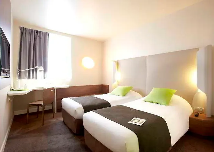 Hotell Campanile Nature - Bayonne