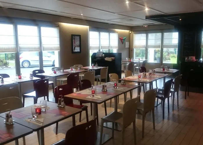 Hotell Campanile Nature - Bayonne