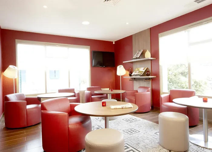 Campanile Nature - Hotell 3*