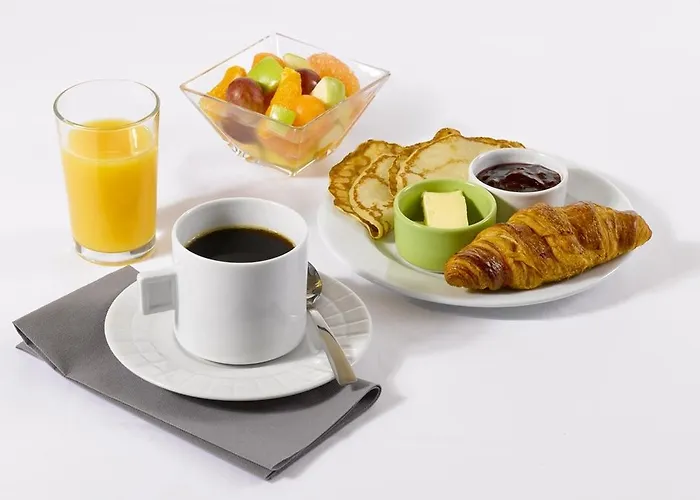 Campanile Бейонн